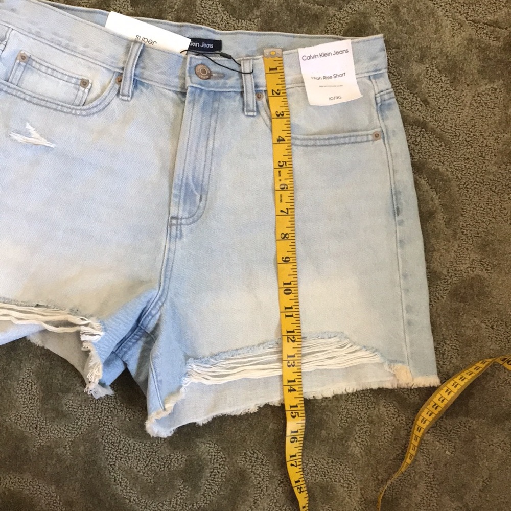 Shorts - Picture 6 of 8